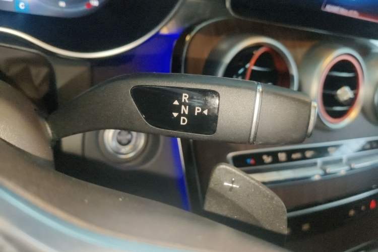 Used Mercedes-Benz GLC 2022 GLC 300 L 4MATIC Dynamic Model
