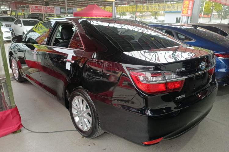 Used Toyota Camry 2016 Dual-Engine 2.5 HG 10th Anniversary Deluxe Navigation Edition
