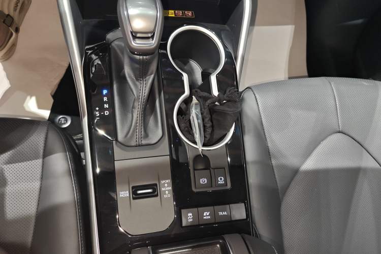 Used Toyota Highlander 
