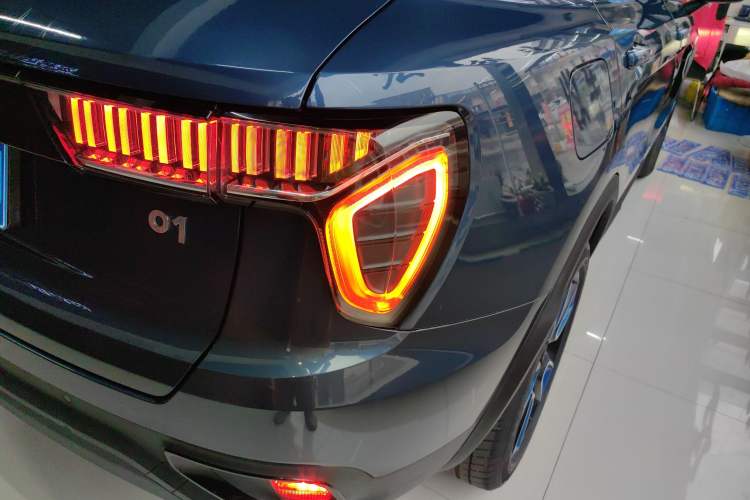 Used Lynk & Co 01 2017 2.0T Two-Wheel Drive Zhaopu Version
