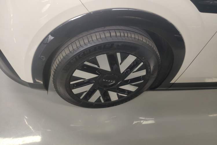 Used Zeekr MIX 2025 Long-Range Intelligent Driving Edition
