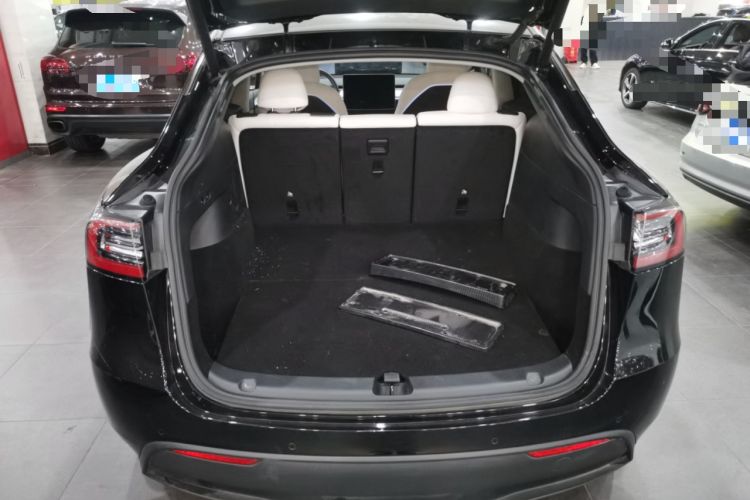 Used Tesla Model Y 2022 Rear-Wheel-Drive Version
