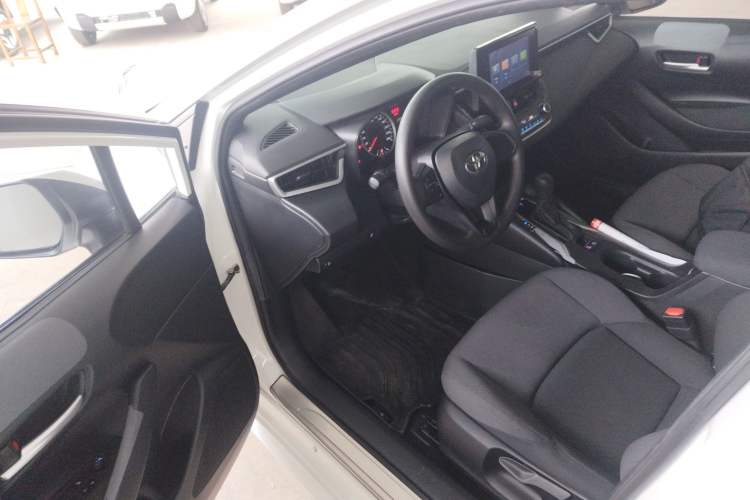 Used Toyota Levin 2022 Facelift TNGA 1.5L CVT Progressive Edition
