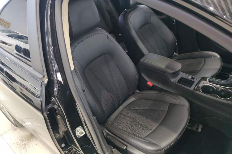 Used Buick Verano 2019 Sedan 20T Dual-Clutch Leading Model