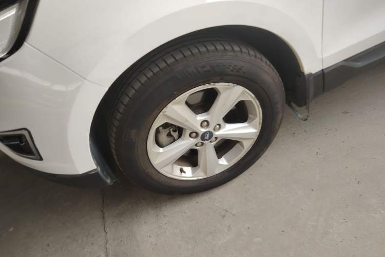 Used Ford Edge 2015 2.0T GTDi Two-Wheel-Drive Elite Edition
