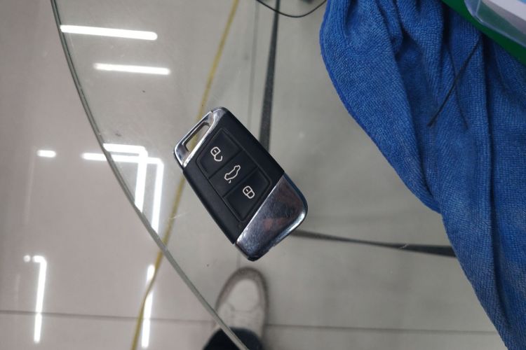 Used Volkswagen Magotan 2019 330TSI DSG Leading Edition China V Standard
