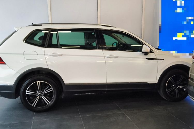 Used Volkswagen Tiguan L 2021 330TSI Automatic Two-Wheel Drive Smart Edition