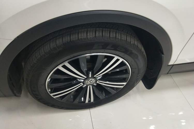 Used Volkswagen Tiguan L 2020 330TSI Automatic Two-Wheel Drive Panoramic Comfort Edition China VI Standard