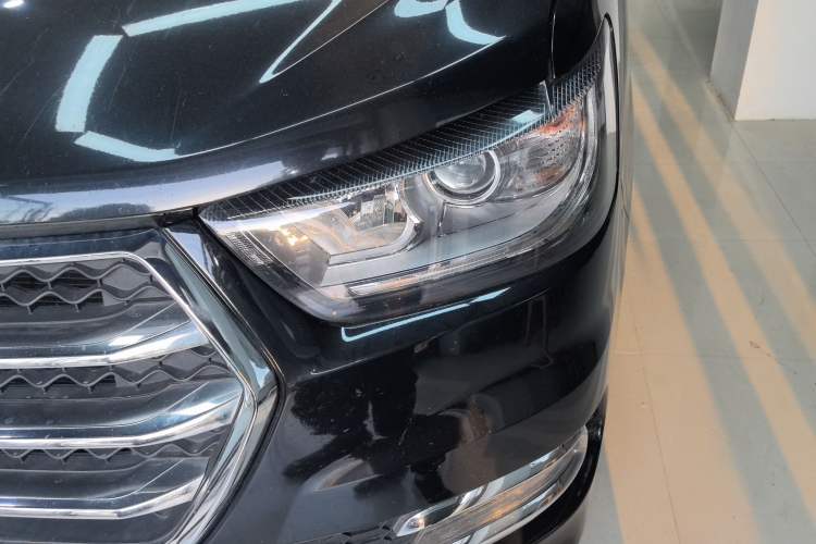 Used  M4 2016 2.0L manual luxury edition
