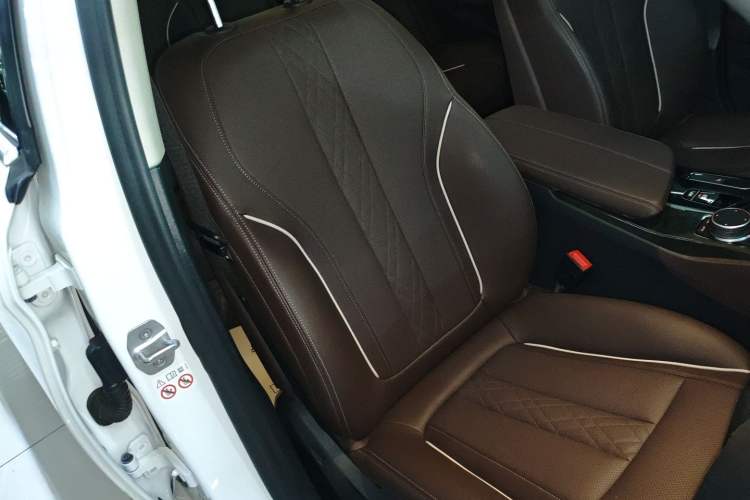 Used BMW 5 Series 2021 525Li Luxury Package