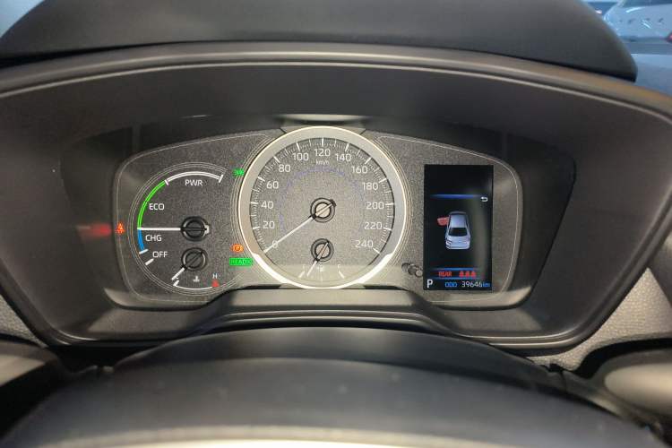 Used Toyota Corolla 2021 Dual-Motor 1.8L E-CVT Elite Edition
