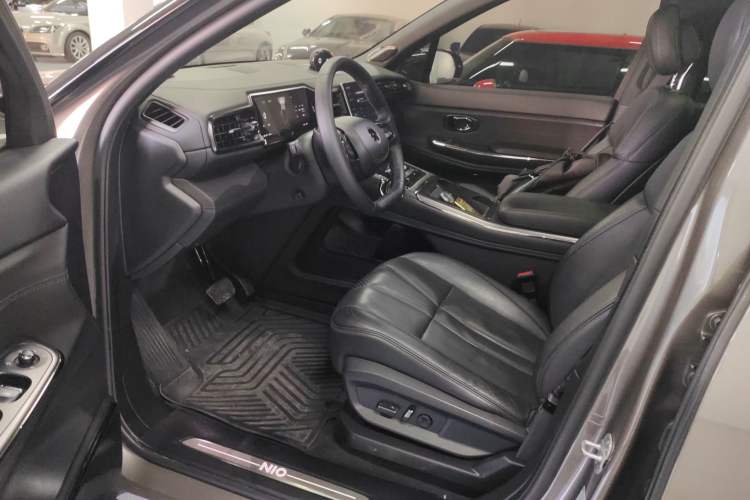 Used Nio ES8 2020 415 km Range 6-Seater Version