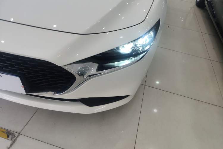 Used Mazda Mazda 3 Axela 2021 2.0L Automatic Zhiqing Edition
