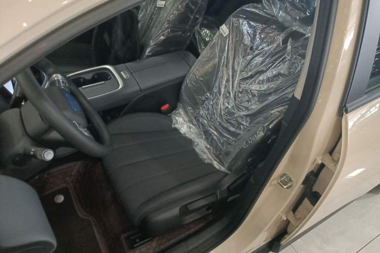 Used AION UT 2025 330 Starlight Edition
