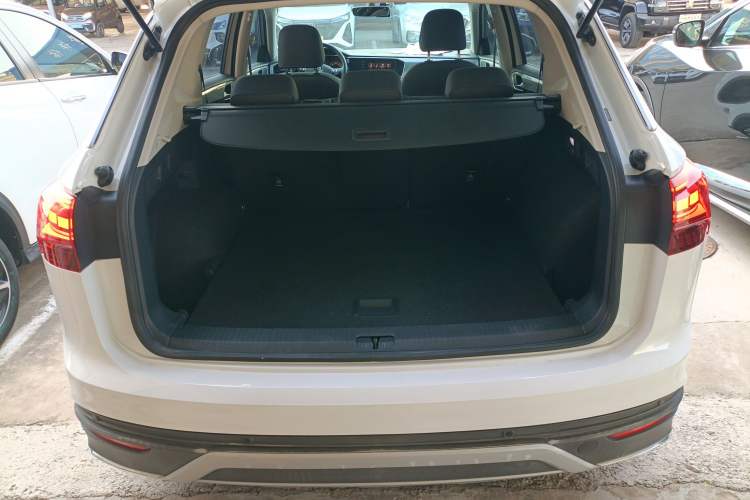 Used Volkswagen Tayron 2020 330TSI Two-Wheel Drive Luxury Smart Connectivity Version
