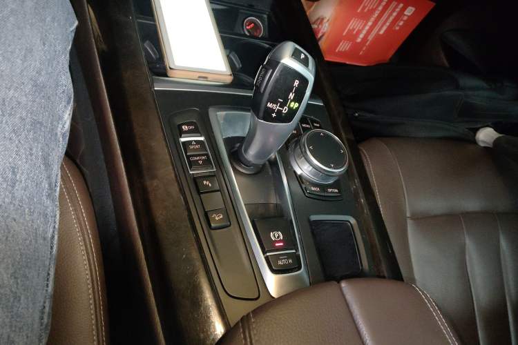 Used BMW X5 2018 xDrive28i
