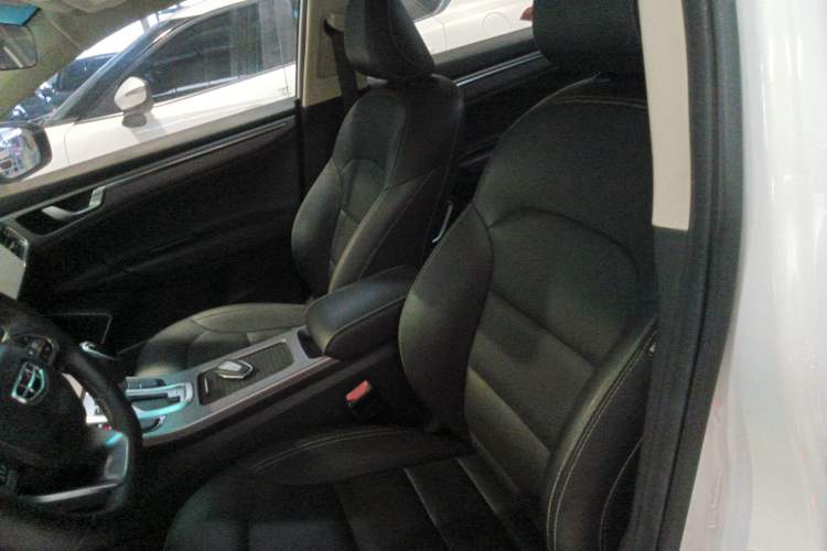 Used Geely Auto Emgrand GL 2019 1.8L DCT Elite Smart Edition
