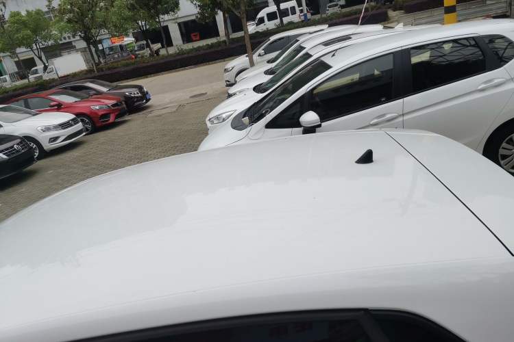 Used Volkswagen Polo 2014 1.6L Automatic Comfort Edition
