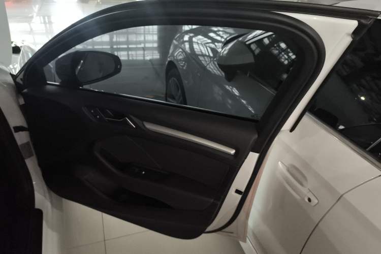 Used Audi A3 2020 Restyled Limousine 35 TFSI Ambition Version China VI
