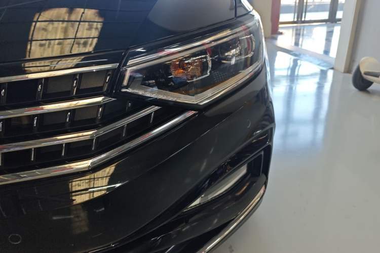 Used Volkswagen Magotan 2023 2 Million Units Commemorative Edition 330TSI DSG Luxury Version