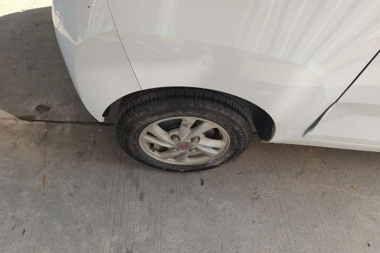 Used Wuling Hongguang MINIEV 2021 Macaron Sandwich Model 170 km Lithium Iron Phosphate
