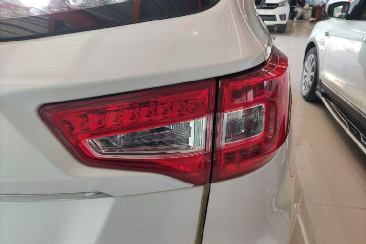 Used Changan CS75 2016 1.8T Automatic Elite Model China V Standard