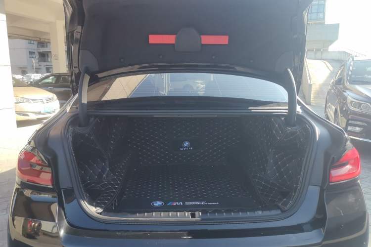 Used BMW 5 Series 2022 Revised Version 3 530Li Luxury Edition M Sport Package
