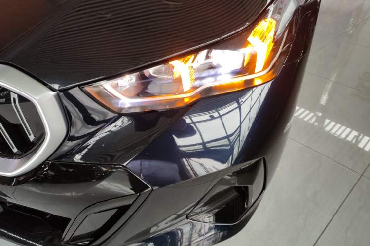 Used BMW 5 Series 2025 530Li Luxury Edition M Sport Package