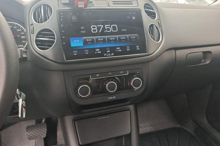 Used Volkswagen Tiguan 2016 280TSI Automatic Two-Wheel-Drive Silk Road Style Edition
