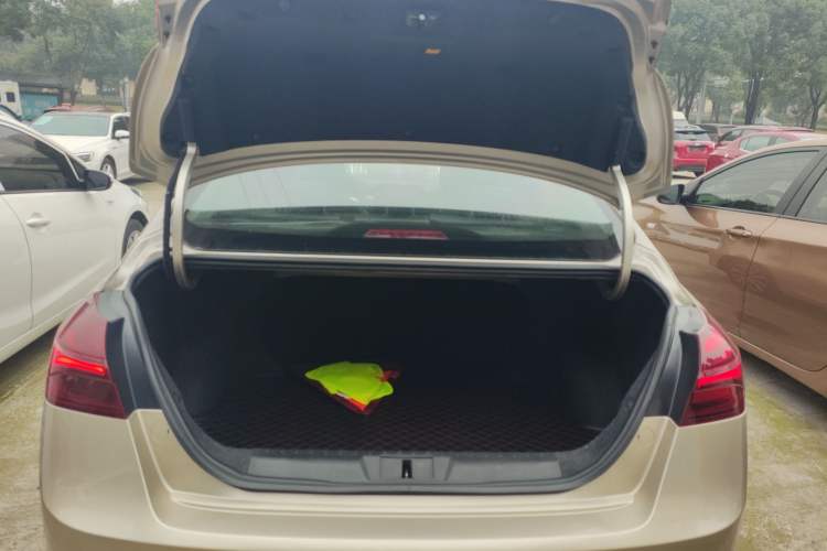 Used Geely Auto Emgrand 2020 1.5L Manual Upward Edition
