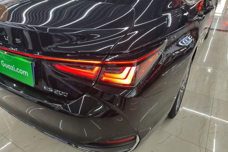 Used Lexus ES 2025 200 Premium Edition