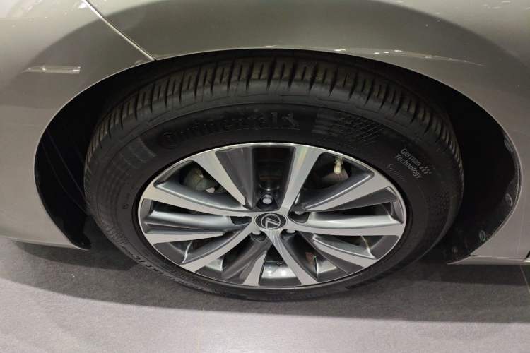 Used Lexus ES 2020 200 Luxury Edition
