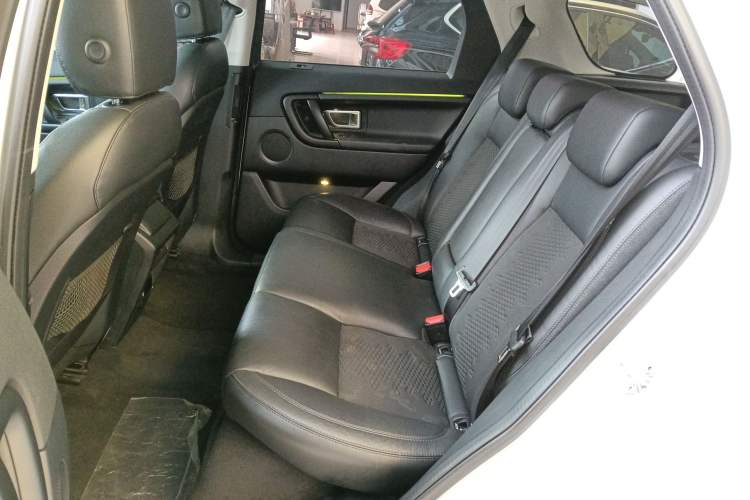 Used Land Rover Discovery Sport 2017 2.0T PURE
