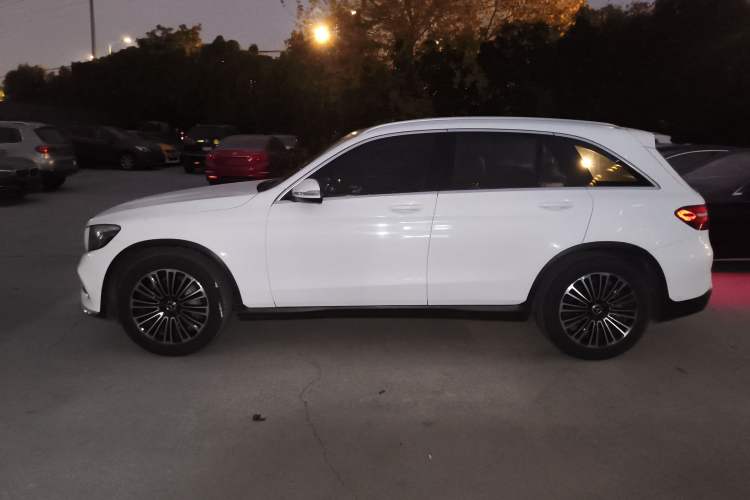 Used Mercedes-Benz GLC 2018 GLC 260 4MATIC Dynamic Edition
