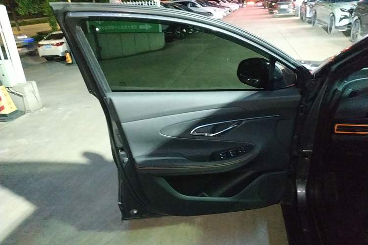 Used Changan UNI-T 2022 1.5T Prestige Version