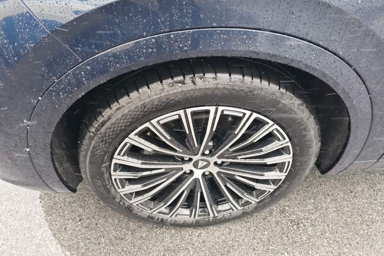 Used  S09 2025 Four-Wheel Drive Ultra+ Custom Edition