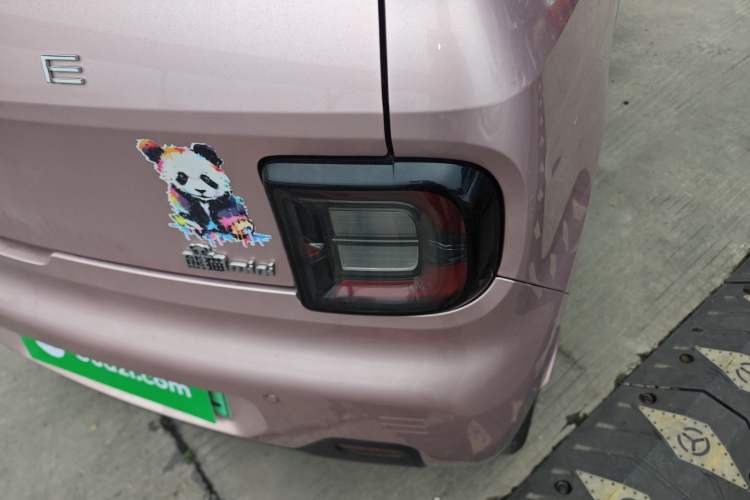 Used Geely Galaxy Panda 2024 Panda Mini 200km Endurance Bear