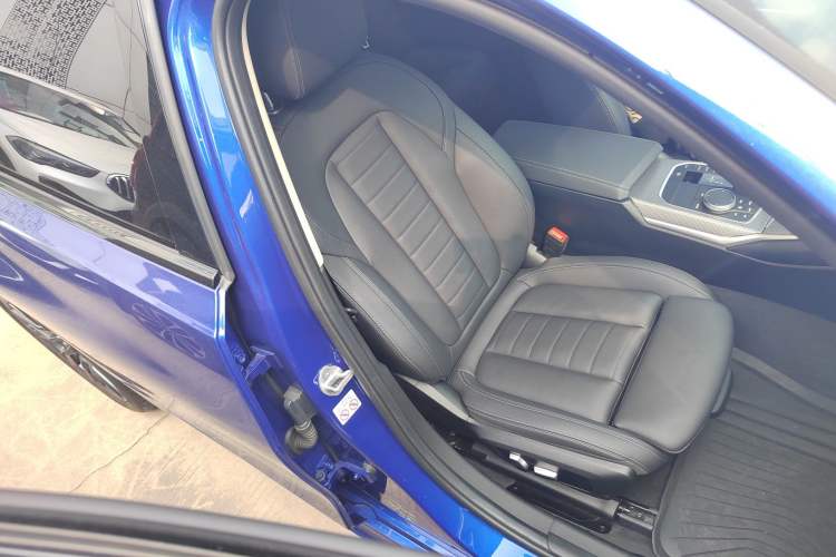 Used BMW 3 Series 2020 Facelifted 325Li M Sport Night Edition Package
