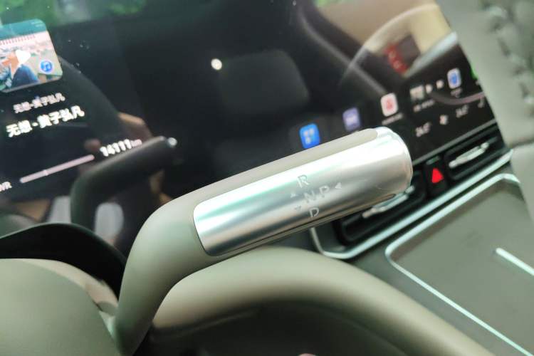 Used Hima AITO M9 2025 Extended-Range Ultra Version 52 kWh 5-Seater Edition