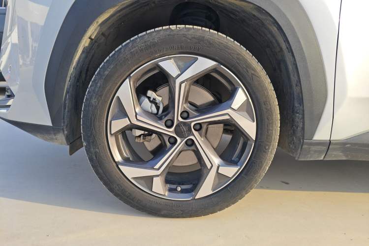 Used Geely Auto FX11 2023 1.5TD DCT Prestige Edition
