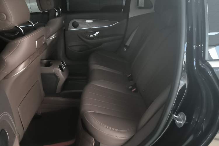 Used Mercedes-Benz E-Class 2017 E 300 L Luxury Model
