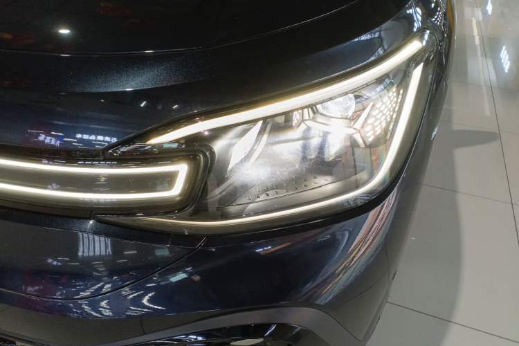 Used Volkswagen ID.6 CROZZ 2022 Long-Range PRO Edition
