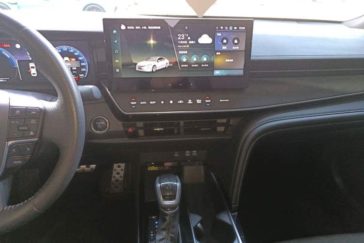 Used Toyota Camry 2024 Dual-Motor 2.0HS Sport Edition
