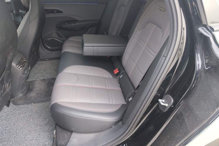 Used Hongqi EH7 2025 600 Smart Selection Edition