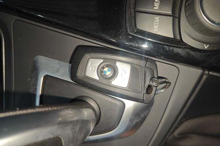 Used BMW 3 Series 2018 320Li Fashion Model
