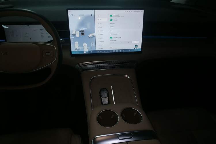 Used XPeng X9 2025 740 Ultra-Long Range Max