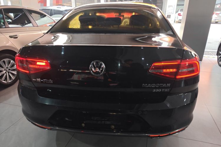 Used Volkswagen Magotan 2018 330TSI DSG Luxury Model