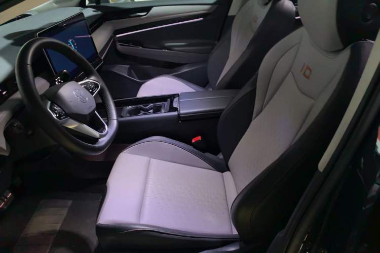 Used Volkswagen ID.7 VIZZION 2024 AIR model