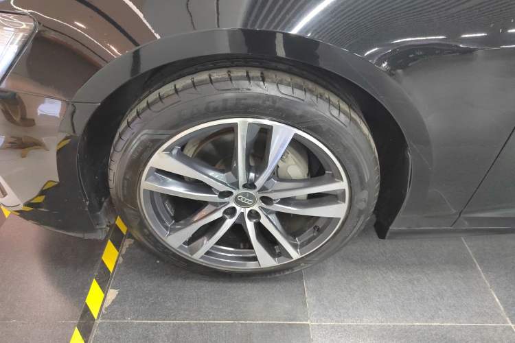 Used Audi A6L 2019 40 TFSI Luxury Dynamic Model
