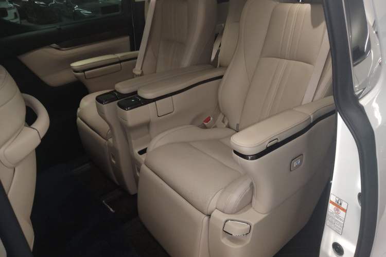 Used Toyota Vellfire 2020 Dual-Engine 2.5L HV Prestige Edition
